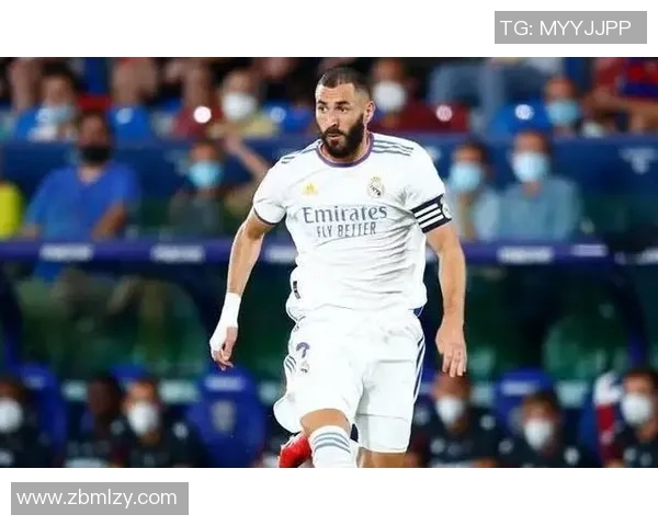 皇家马德里逆转曼城晋级八强，梅开二度的本泽马成为国王球队的英雄