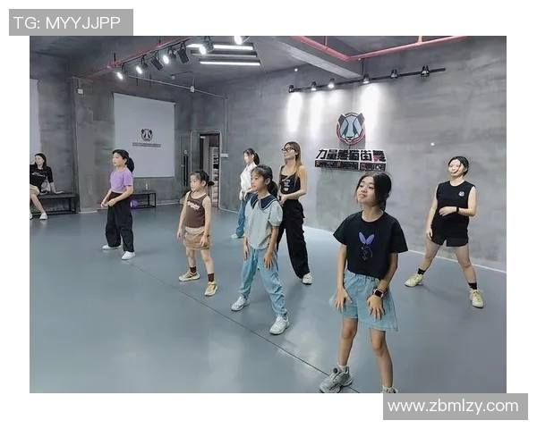 街舞新手必看：从力量训练入手的全面入门指南与技巧分享